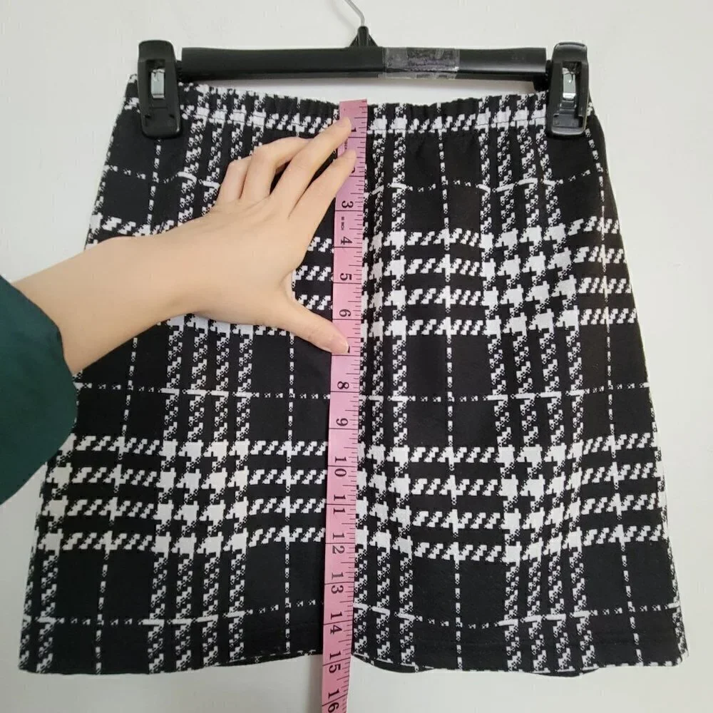 Shein Black and White Checkered Striped Plaid Elastic Waist Pull On Mini Skirt S